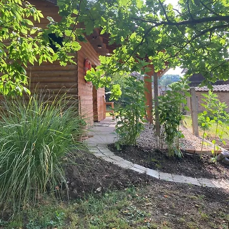 Villa Csónakház *